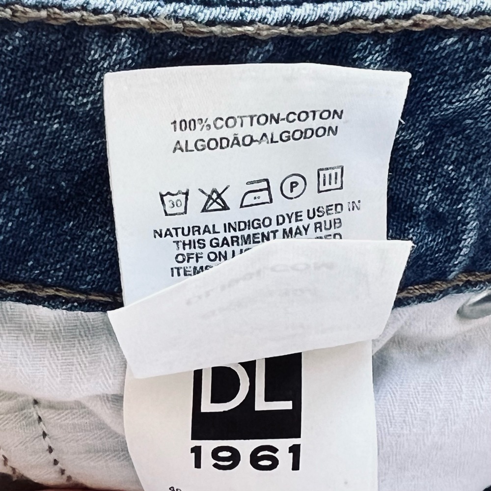 DL1961 Women’s Sz 29 Denim Shorts Cut Off Distressed Cotton Mid Rise - Picture 10 of 10
